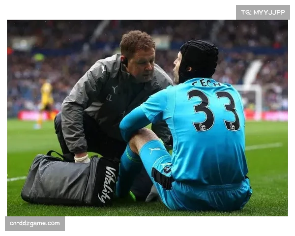 切赫回顾2004年切尔西夺冠防线 强调团队协作与默契的重要性 切赫回顾2004年切尔西夺冠防线 强调团队协作与默契的重要性