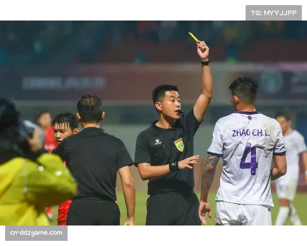 孔帕尼谈诺伊尔失误：足球是集体运动，不指责个人