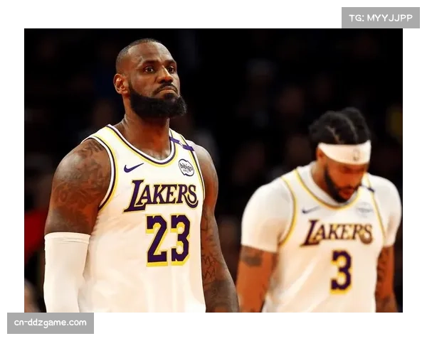 国王124-112终结对湖人六连败，德罗赞32分蒙克26分