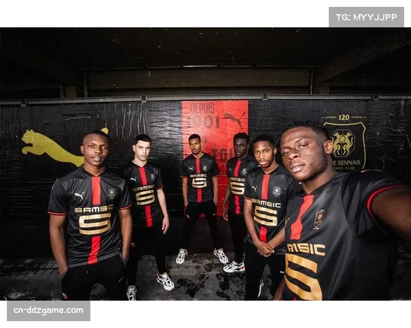 雷恩俱乐部举办大型球迷嘉年华，吸引数万人参与